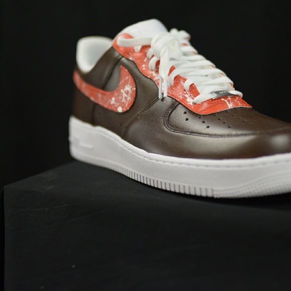 Air Force 1's "Custom" - Picture 3 of 4